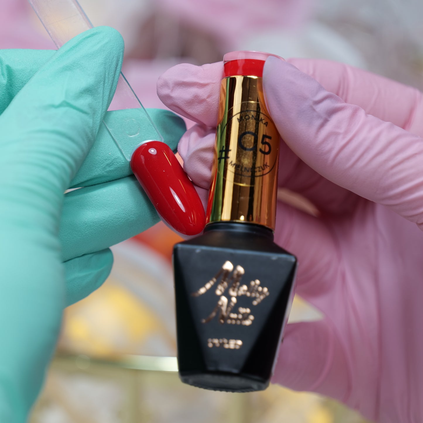 Lakier hybrydowy Molly Nails by Monika Mielniczuk  C5