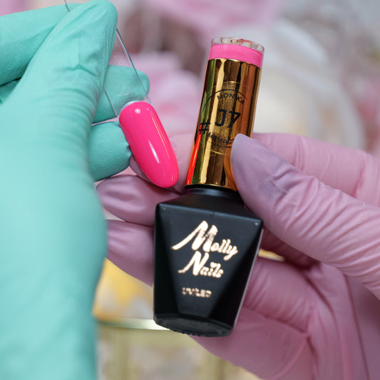 Lakier hybrydowy Molly Nails by Monika Mielniczuk  J7