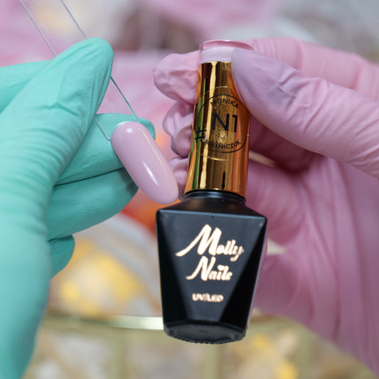 Lakier hybrydowy Molly Nails by Monika Mielniczuk N1