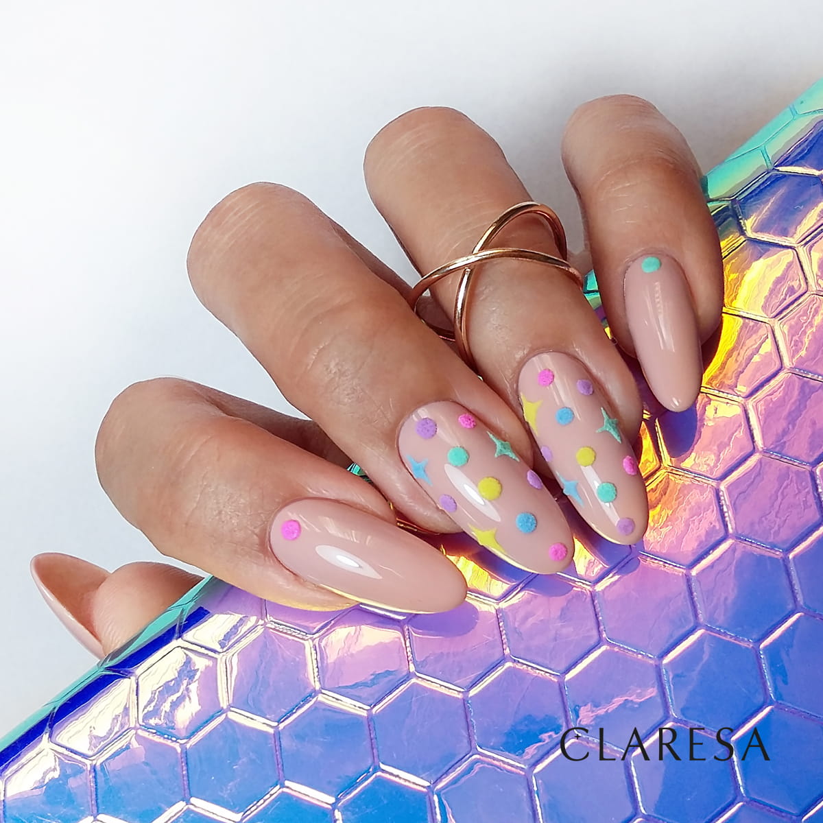 Lakier hybrydowy NUDE 105